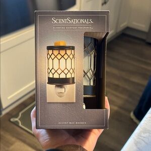 NWT ScentSationals Wall Accent Scented Wax Warmer Bronze Lantern